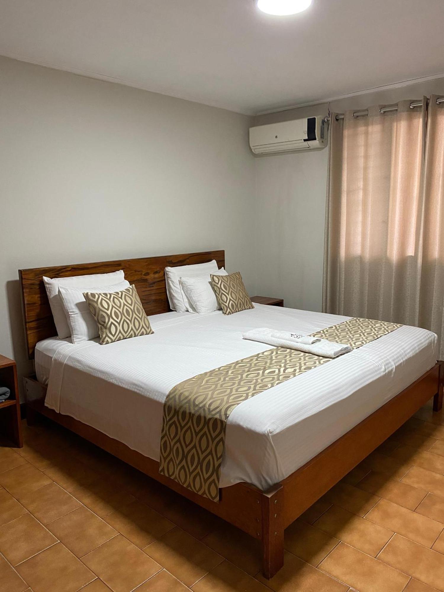 Studio 69 Aparthotel Iquitos Exterior foto